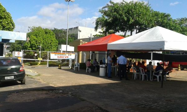 Eletrcitrios aderem  Paralisao de 72h na Eletronorte