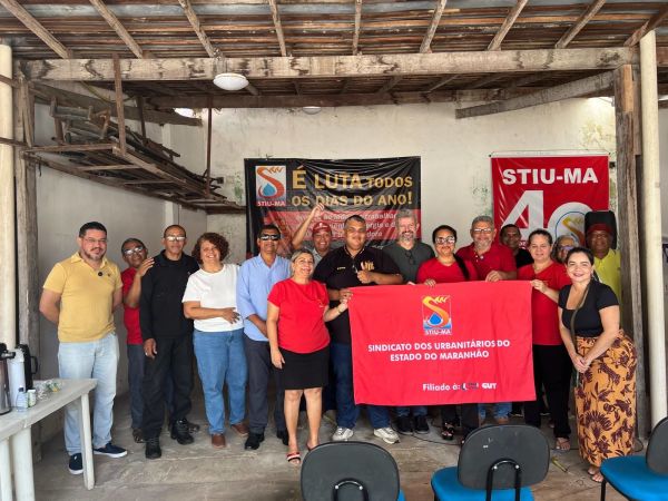 STIU-MA recebe pr�-candidato ao Governo do Maranh�o para debater saneamento e o futuro da CAEMA